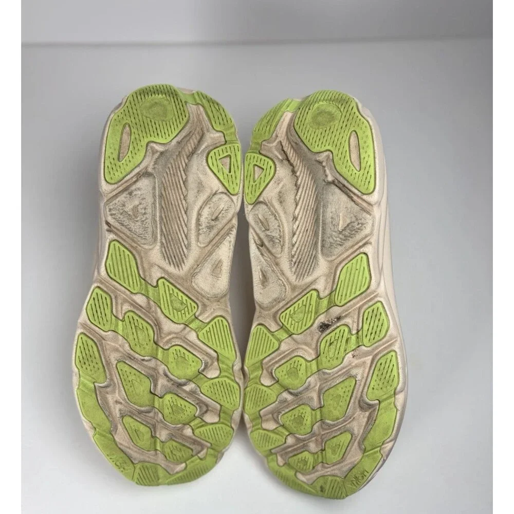 HOKA Clifton 9 Wide Womens Size 8B Vanilla Astral Running Shoes 1132211-VLS